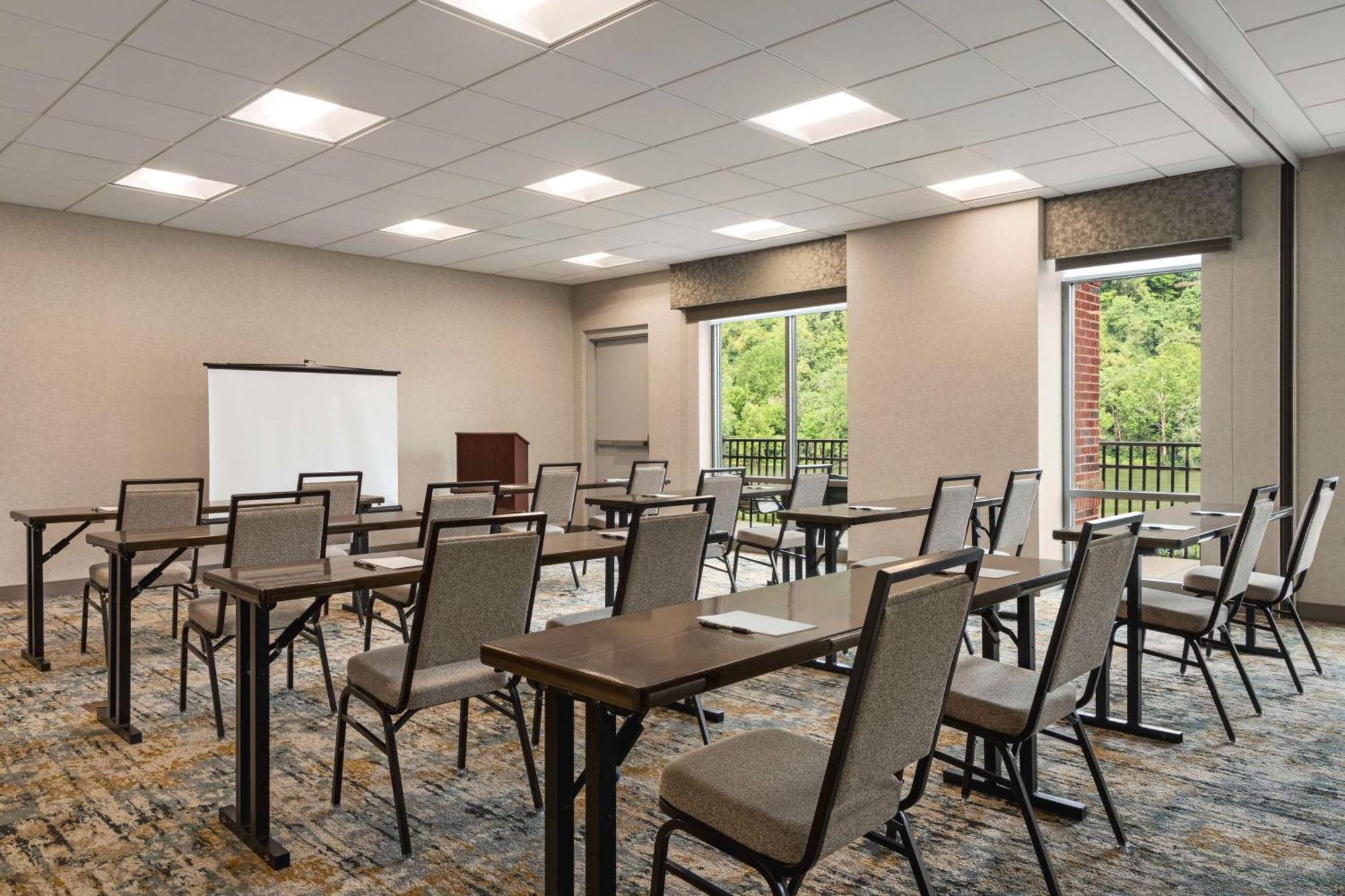 Hampton Inn & Suites Pittsburgh Waterfront West Homestead Екстериор снимка