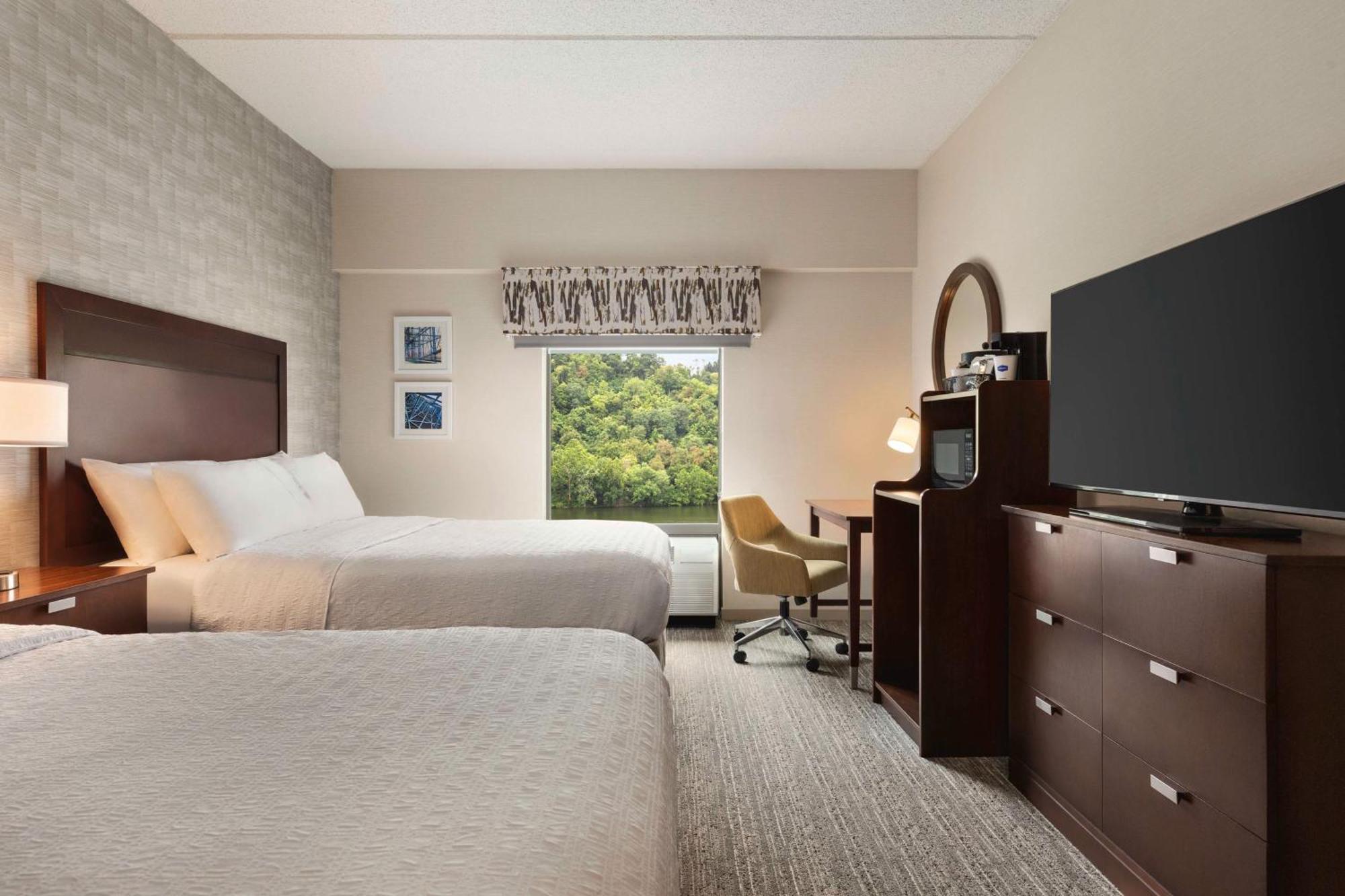 Hampton Inn & Suites Pittsburgh Waterfront West Homestead Екстериор снимка