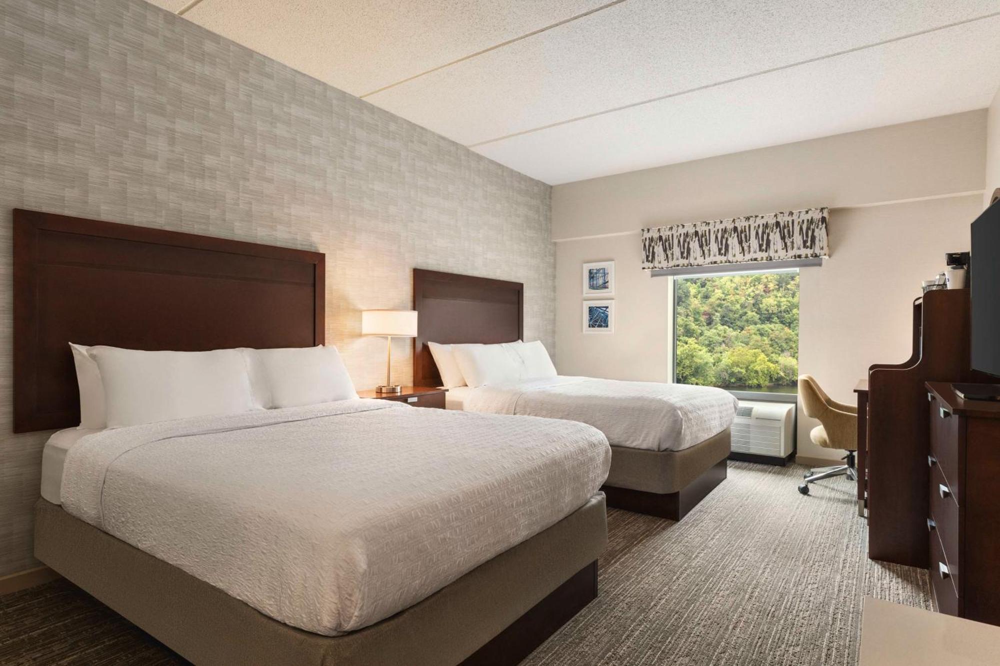 Hampton Inn & Suites Pittsburgh Waterfront West Homestead Екстериор снимка
