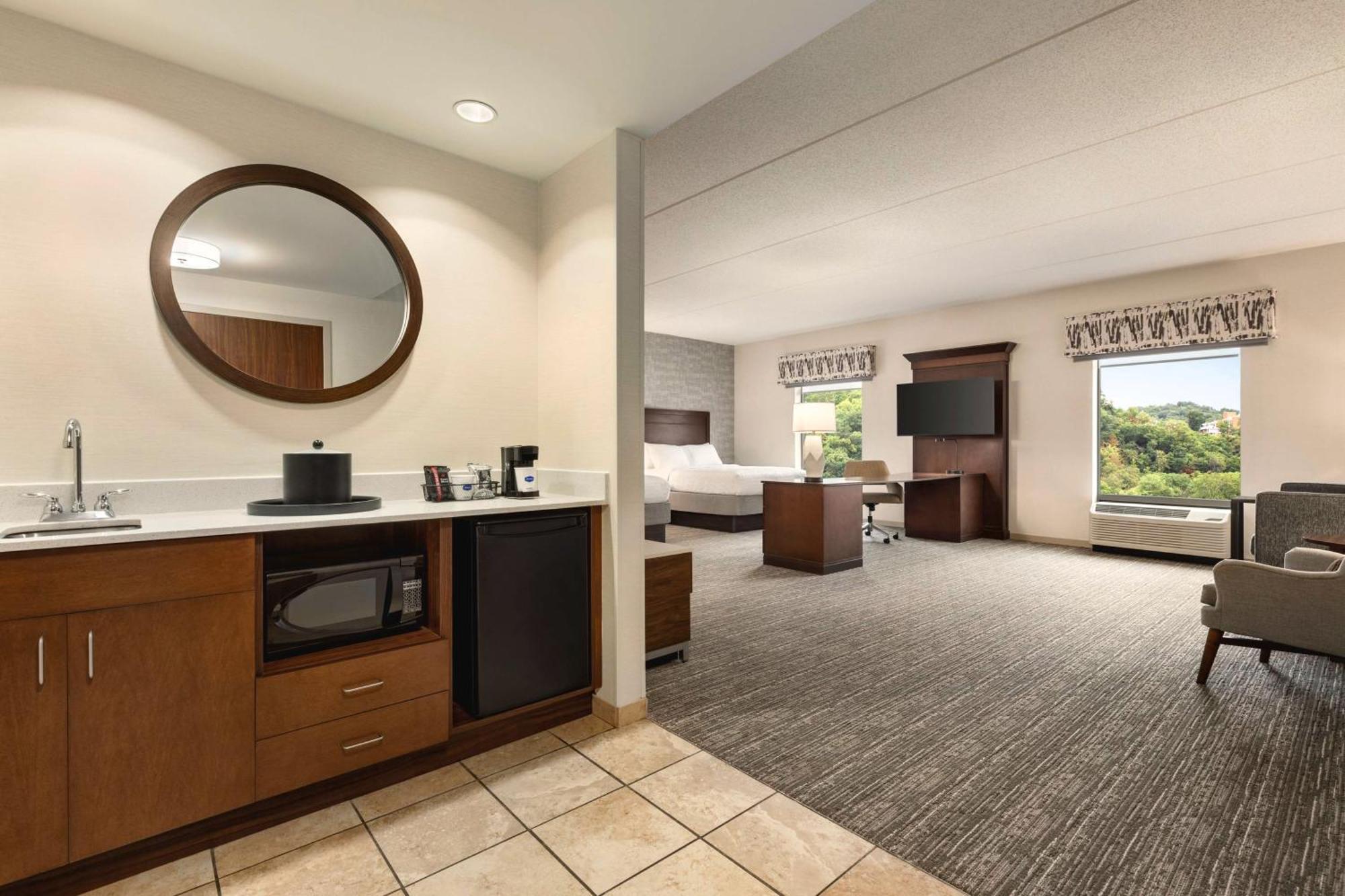 Hampton Inn & Suites Pittsburgh Waterfront West Homestead Екстериор снимка