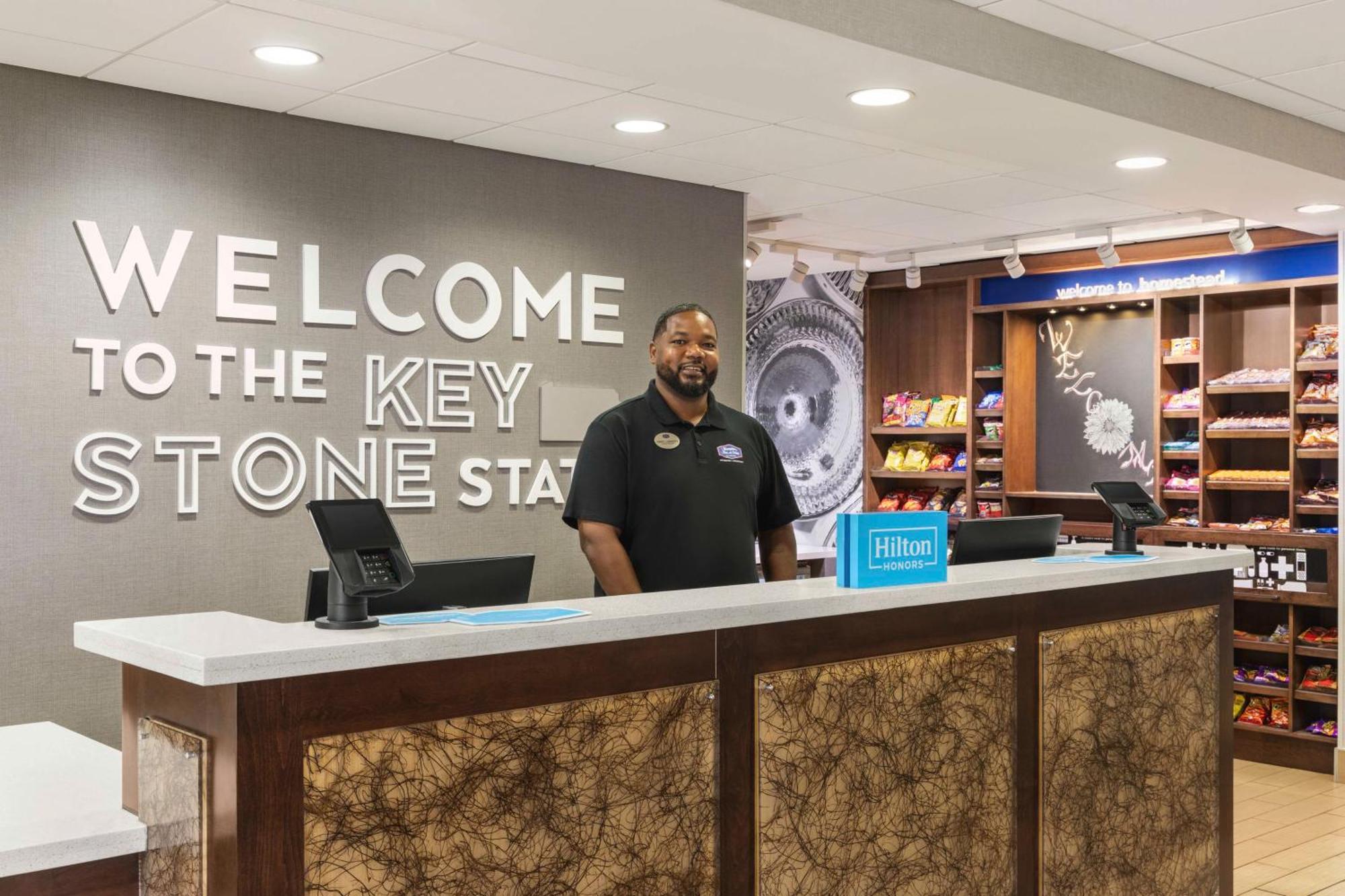 Hampton Inn & Suites Pittsburgh Waterfront West Homestead Екстериор снимка